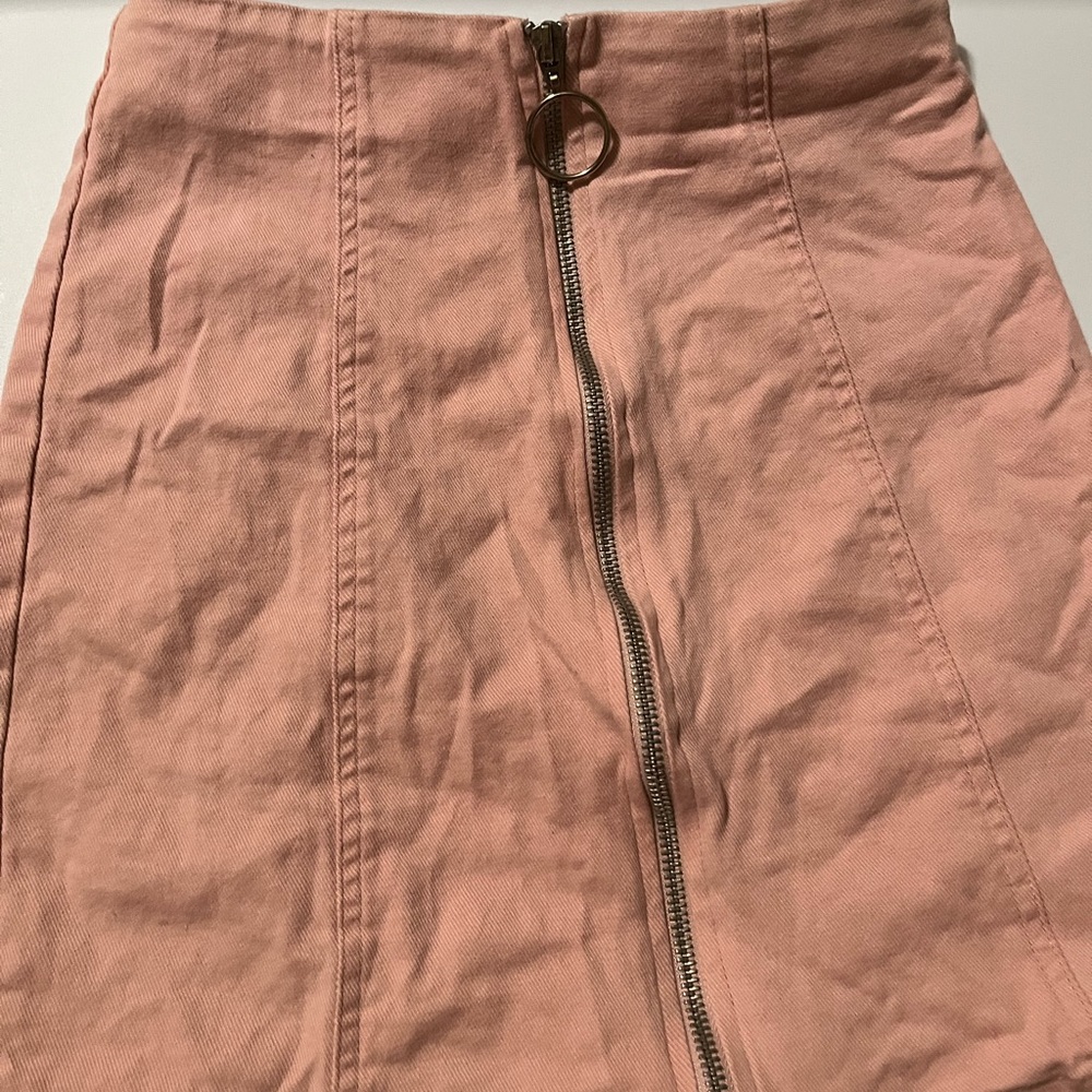ALYA pink skirt!